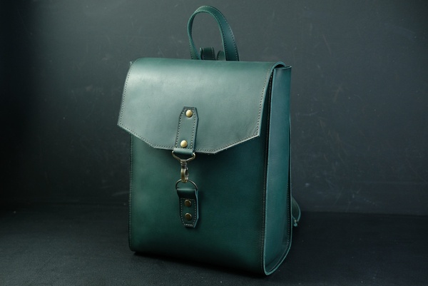 Жіночий шкіряний рюкзак Ріга, натуральна кожа італійський Краст колір Зелений 6699 фото