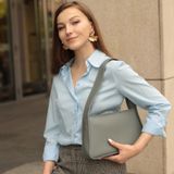 Женская кожаная сумка Багет Ли, натуральная кожа, цвет Серый