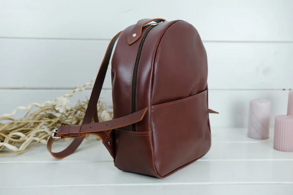 Жіночий шкіряний рюкзак Чикаго, натуральна шкіра італійський Краст, колір коричневий, відтінок Вишня 6945/22 фото