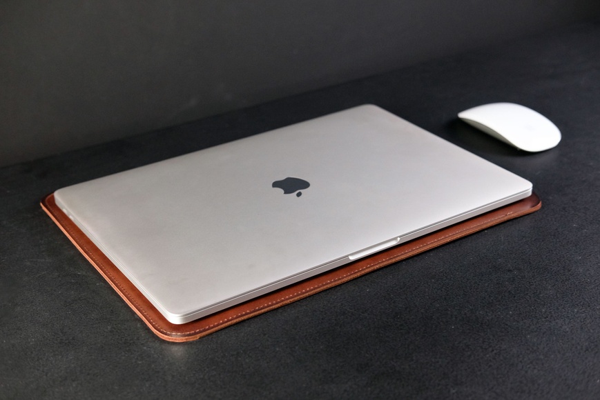 Шкіряний чохол для MacBook Дизайн №1, натуральна шкіра італійська Краст, колір Коричневий 8329 фото