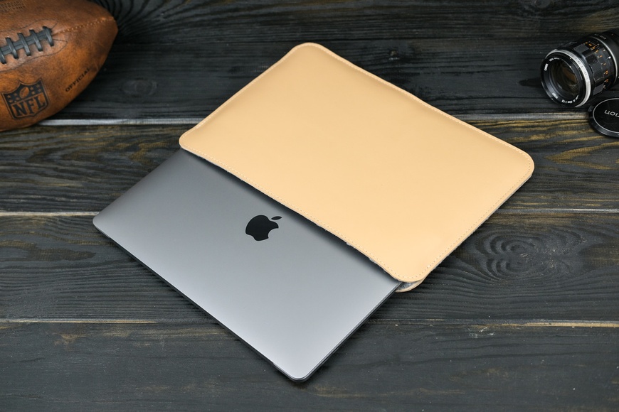 Шкіряний чохол для MacBook Дизайн №2 з повстю, натуральна шкіра Grand, колір Бежевий 9169/13 фото