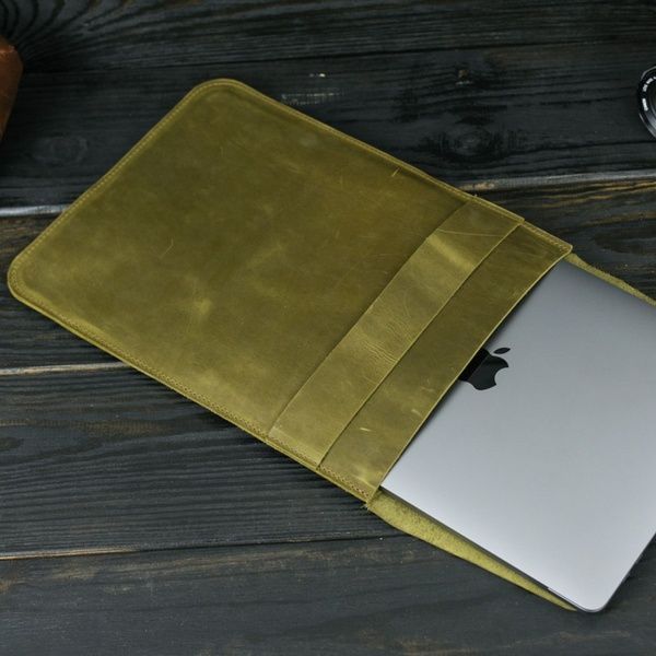 Кожаный чехол для MacBook №25, натуральная кожа Оливковый