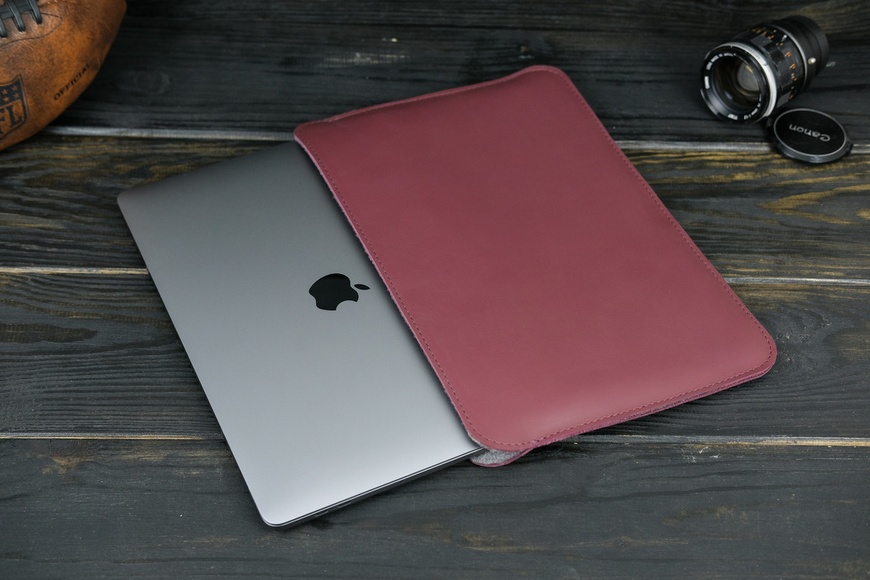 Шкіряний чохол для MacBook Дизайн №2 з повстю, натуральна шкіра Grand, колір Бордо 9169/7 фото