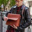 Мужские сумки через плечо брендовые | BagWow