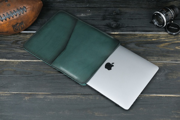 Шкіряний чохол для MacBook Дизайн №30, натуральна шкіра італійський Краст, колір Зелений 8499 фото